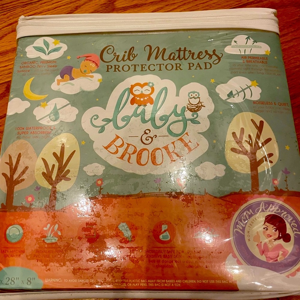 {SOLD} Waterproof Bamboo Crib Mattress Protector